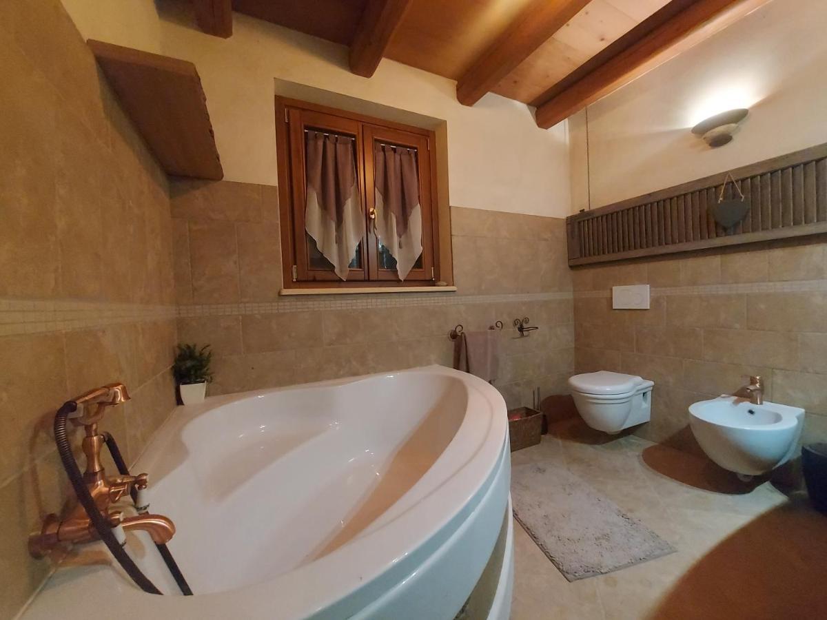 B&B Corte Colli Antichi Sona Exterior foto