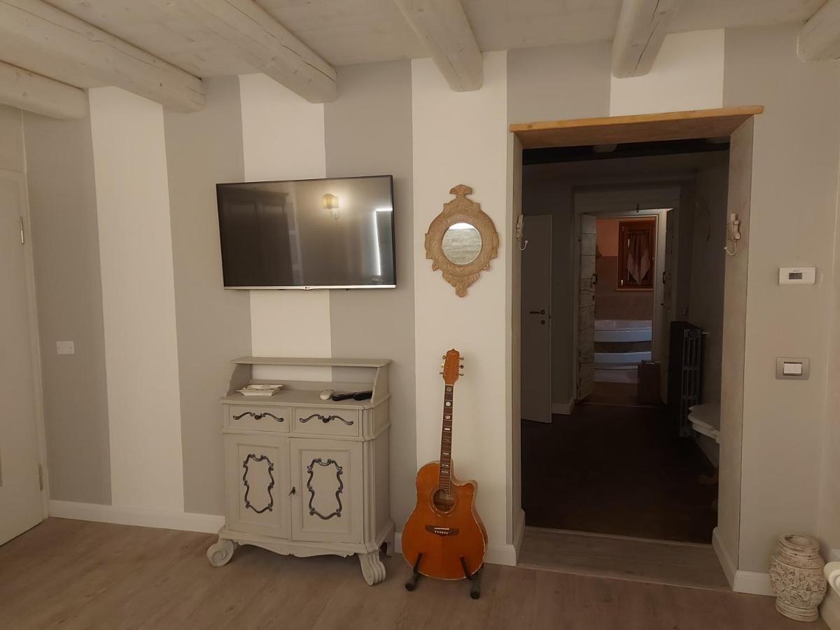 B&B Corte Colli Antichi Sona Exterior foto