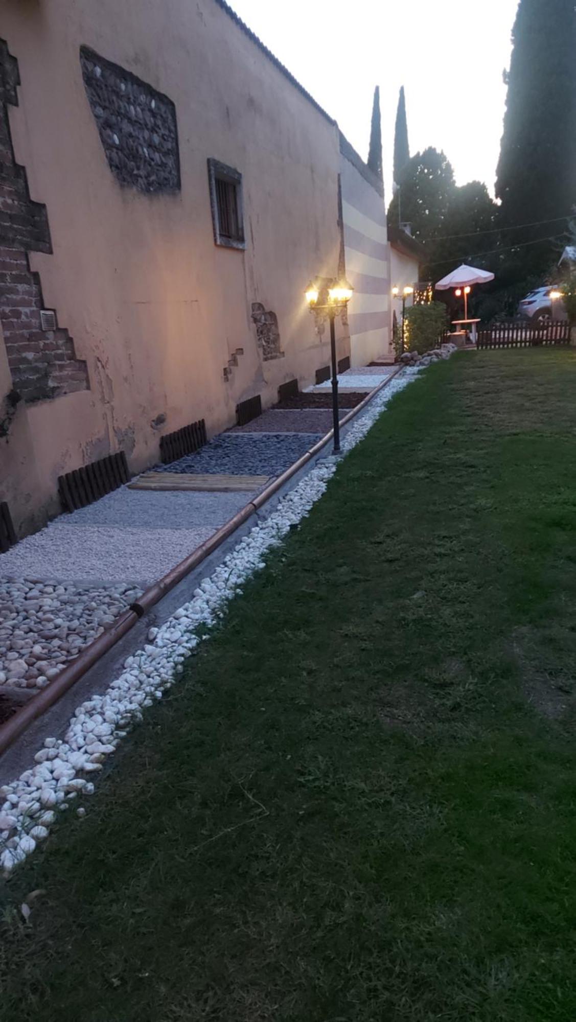 B&B Corte Colli Antichi Sona Exterior foto