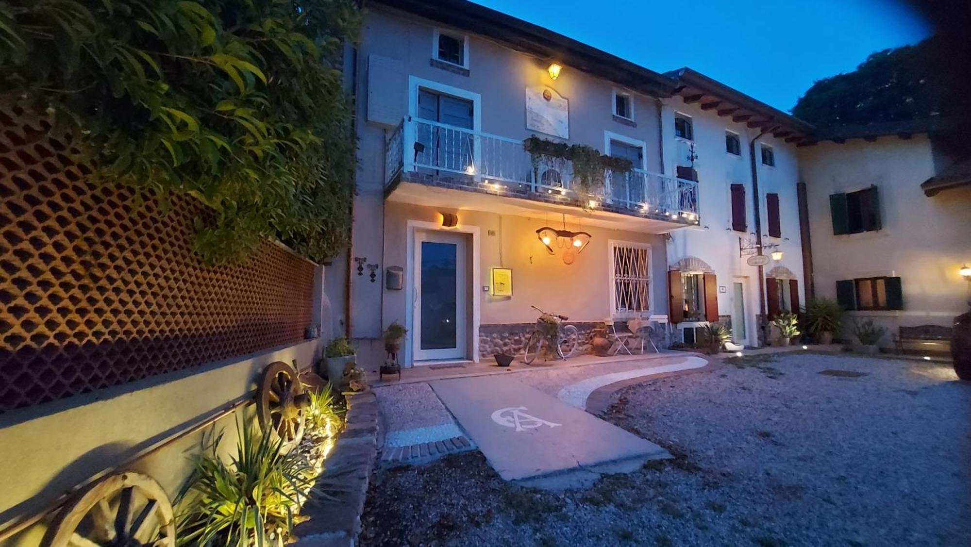 B&B Corte Colli Antichi Sona Exterior foto
